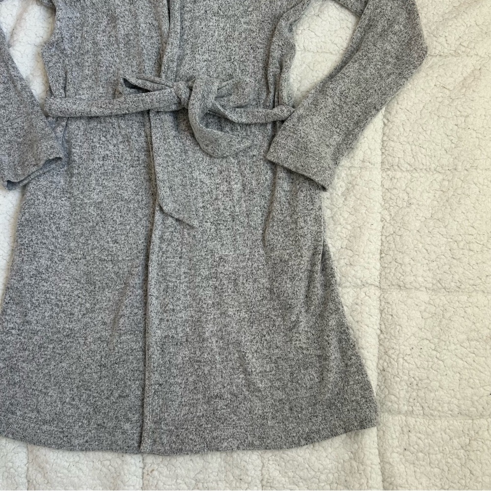 AERIE Comfy Gray Hooded Cardigan with Belt - Picture 3 of 15